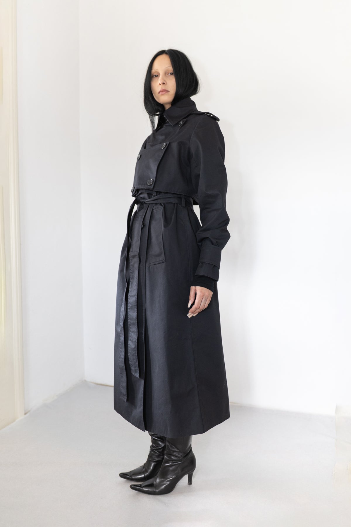 TRENCH COAT B