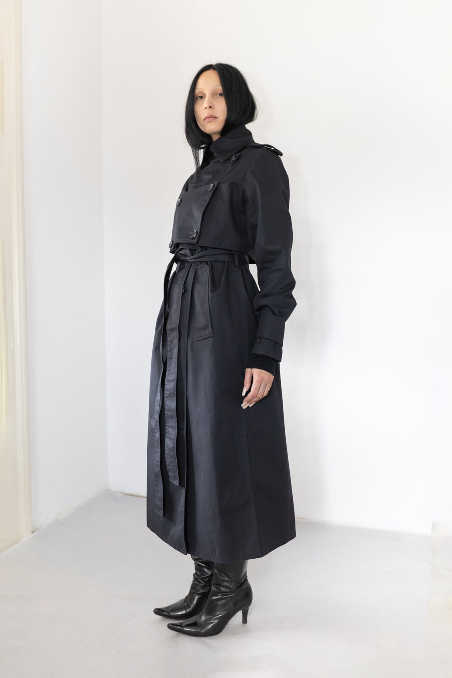 TRENCH COAT B