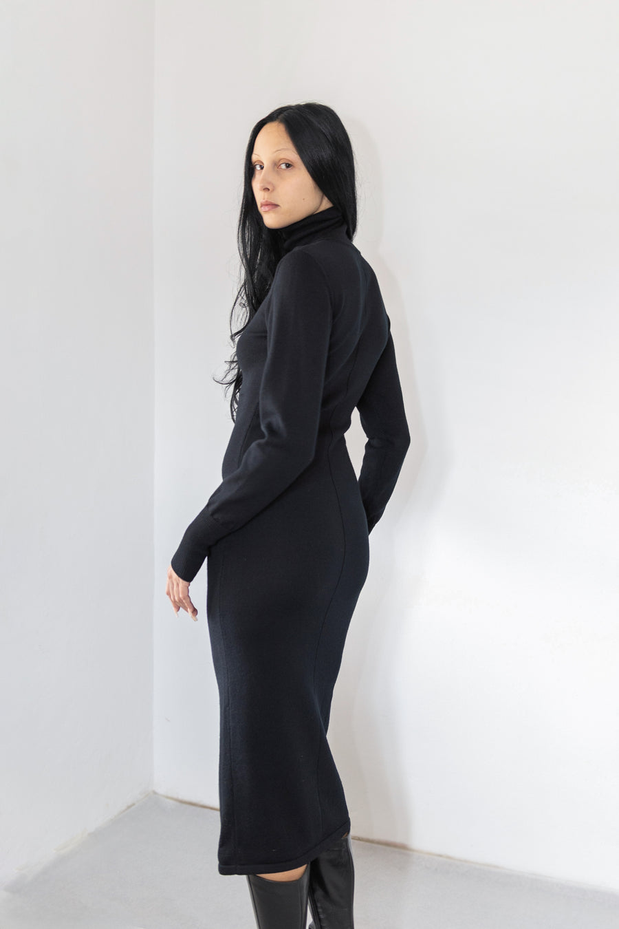 KNITTED DRESS B