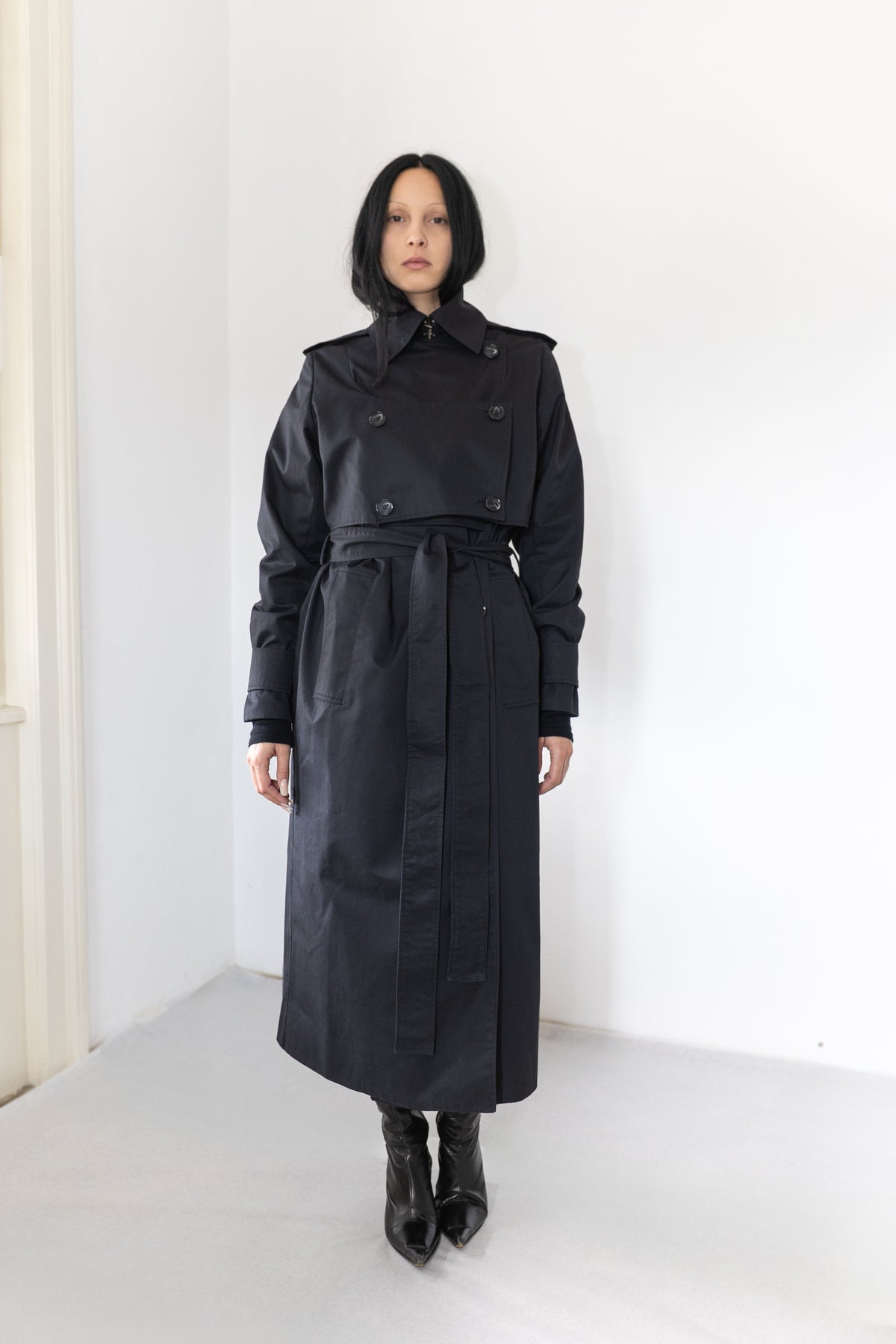 TRENCH COAT B
