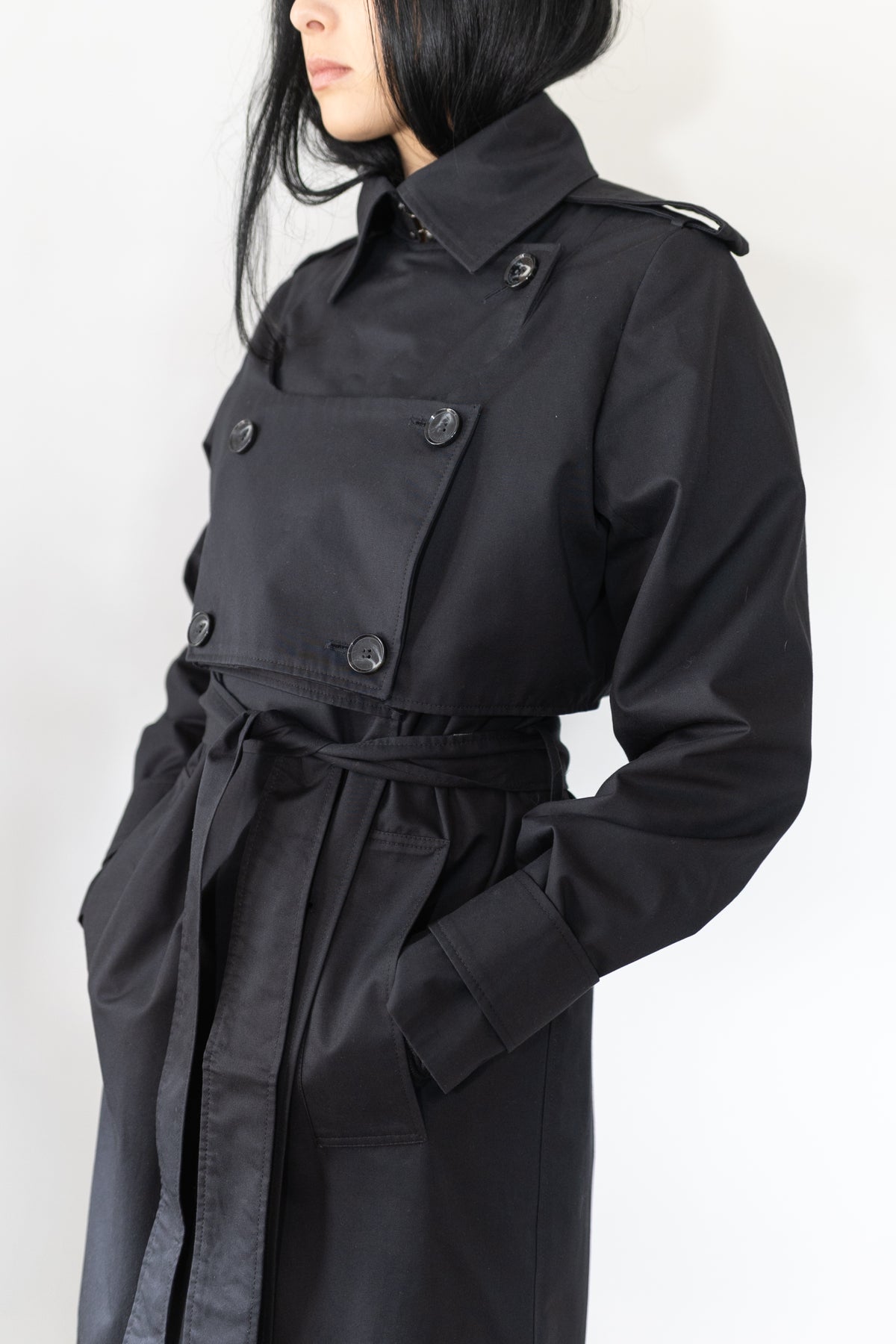 TRENCH COAT B