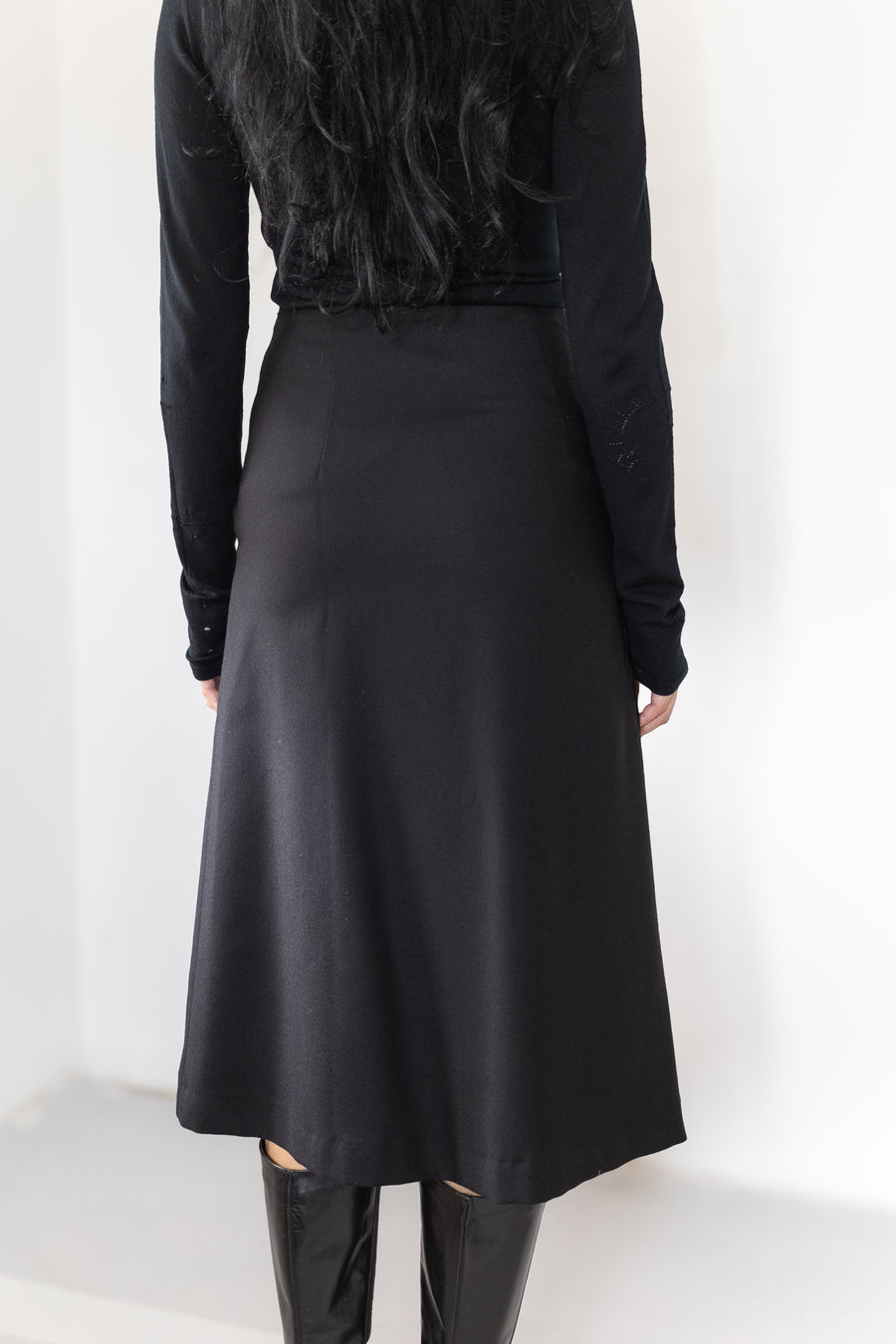 ASYMMETRIC PLEATED EMBROIDERY SKIRT B